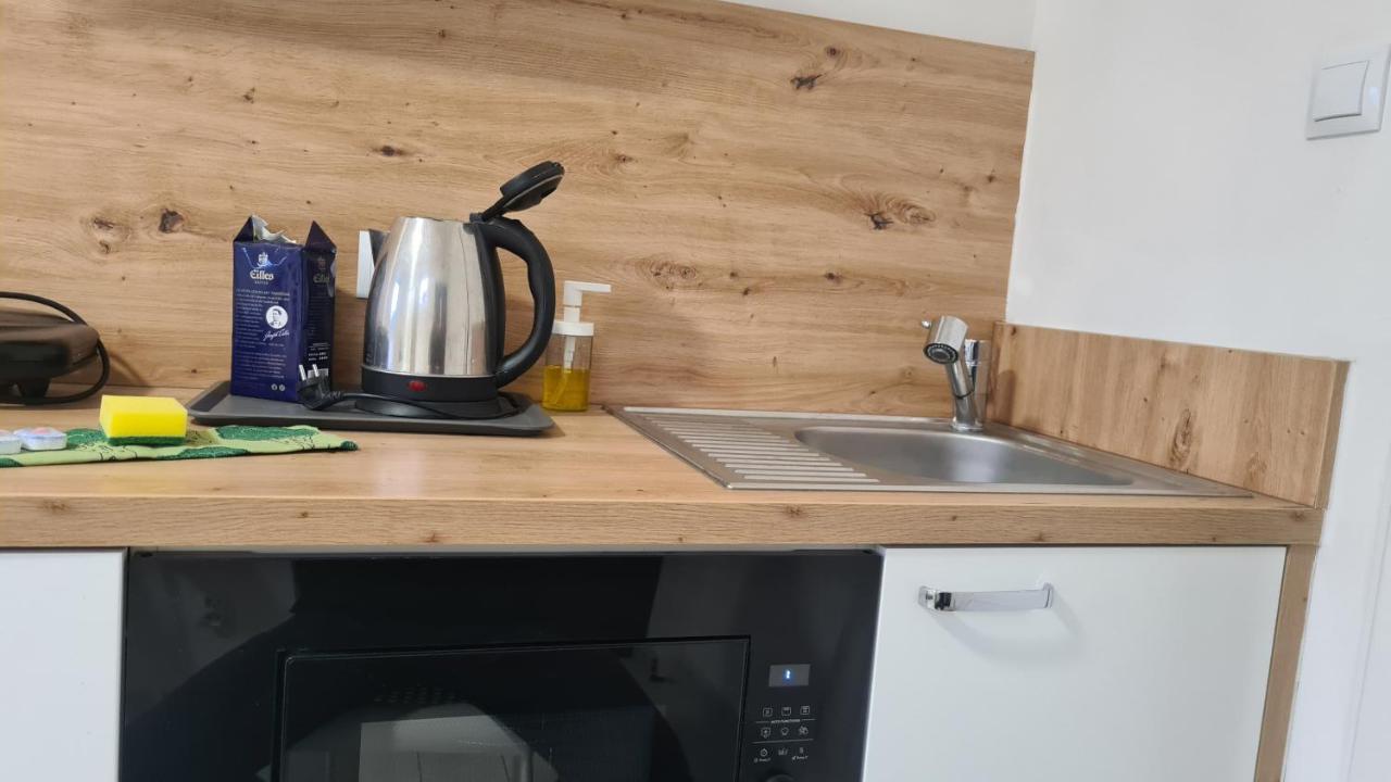 Ferienwohnung Studio I Pokoje I Pokoje Z Lazienkami Danzig Exterior foto