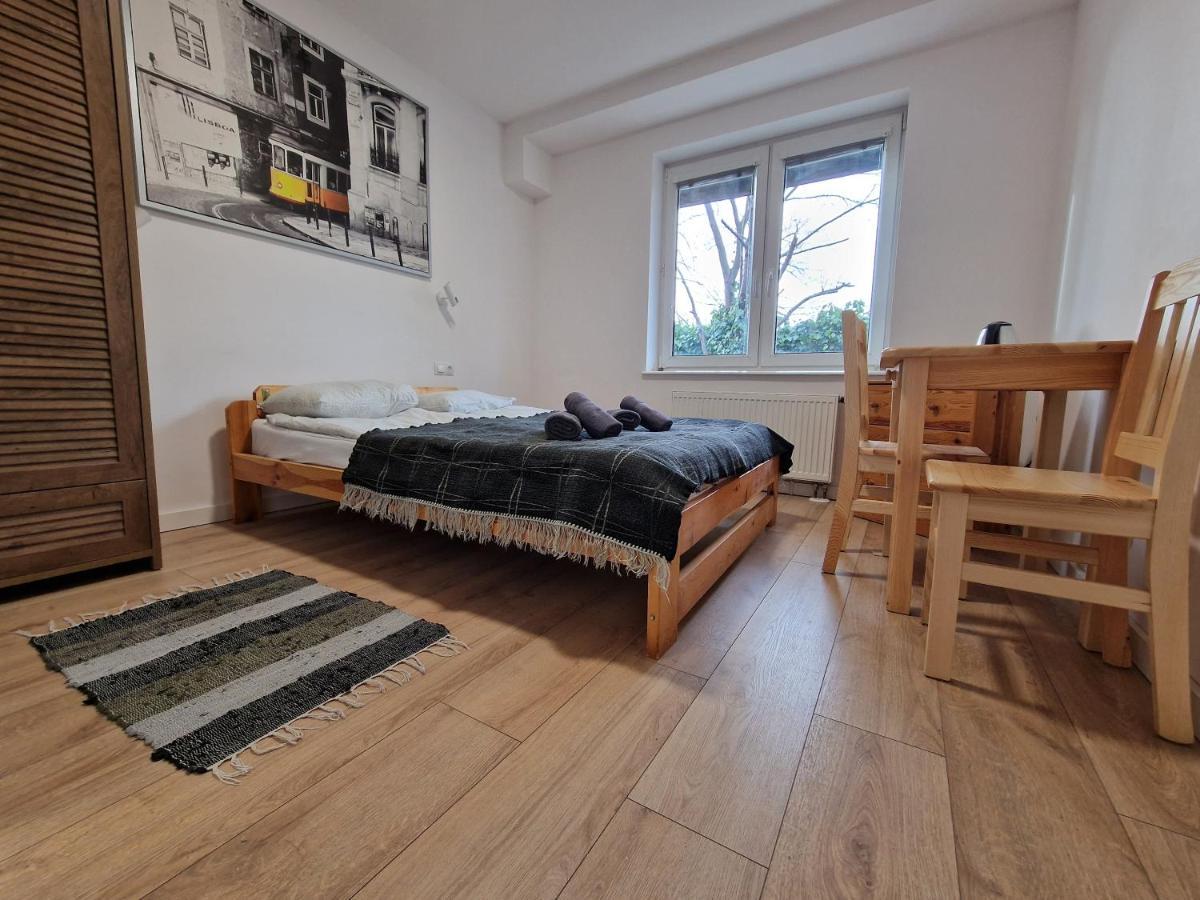Ferienwohnung Studio I Pokoje I Pokoje Z Lazienkami Danzig Exterior foto